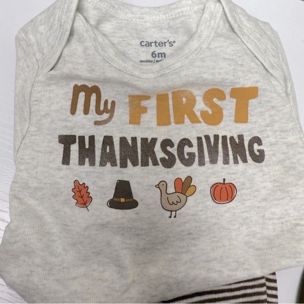New! Carter's My First Thanksgiving 3-piece set, bodysuit, pants, & bib, 6 month - Picture 4 of 6
